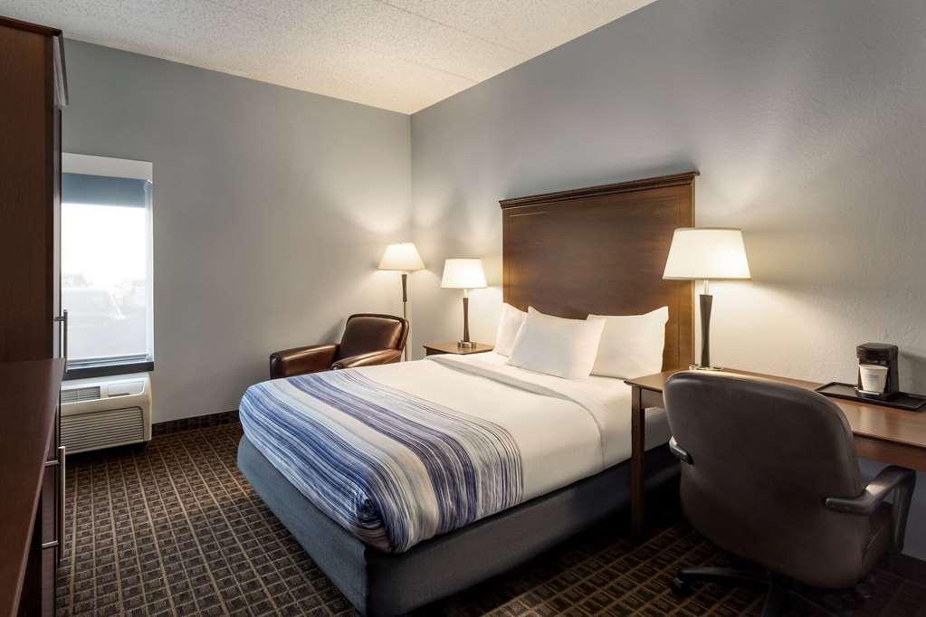 Americinn By Wyndham Madison West Habitación foto